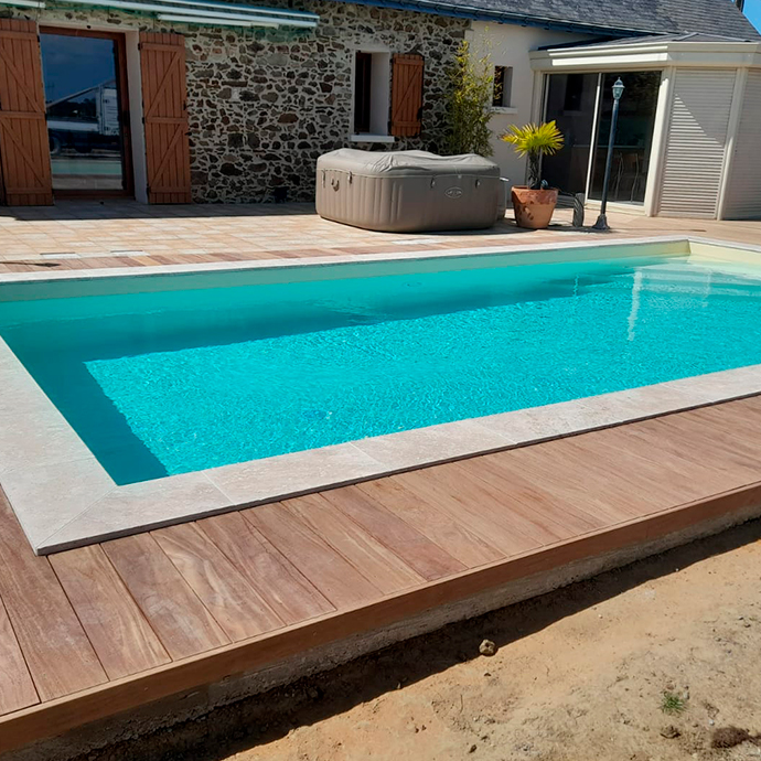 constructeur piscine à Loireauxence et Ancenis